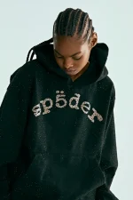 Sp5der VVS Black Tracksuit Pose